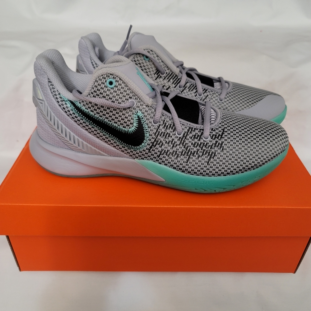 Kyrie Irving Flytrap II EP